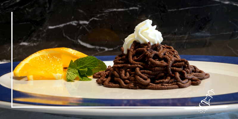schokoladen dessert mit orangen