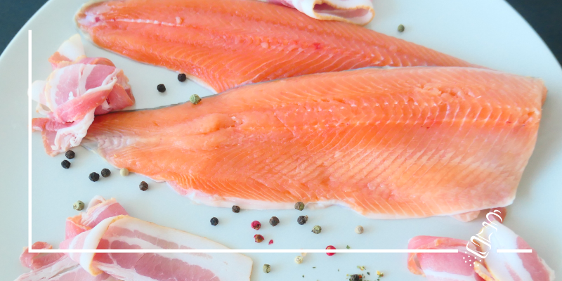 saiblingsfilets im speckmantel