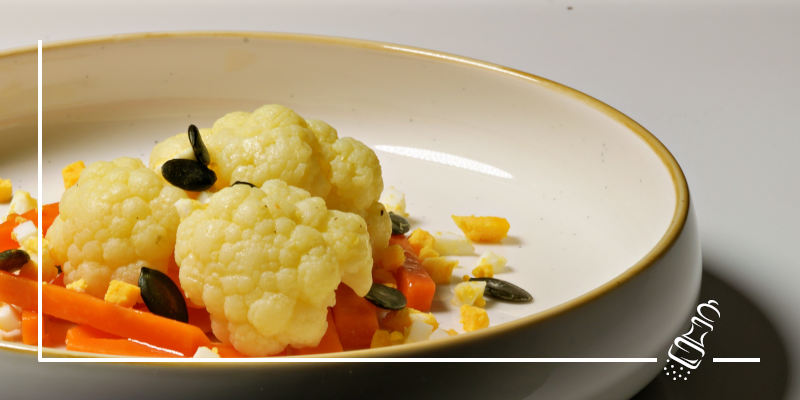 blumenkohlsalat mit kuerbiskernen