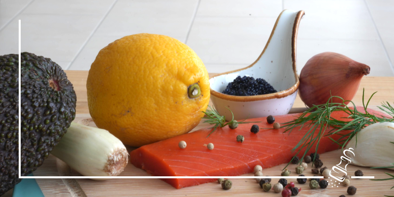 lachstartar mit avocado